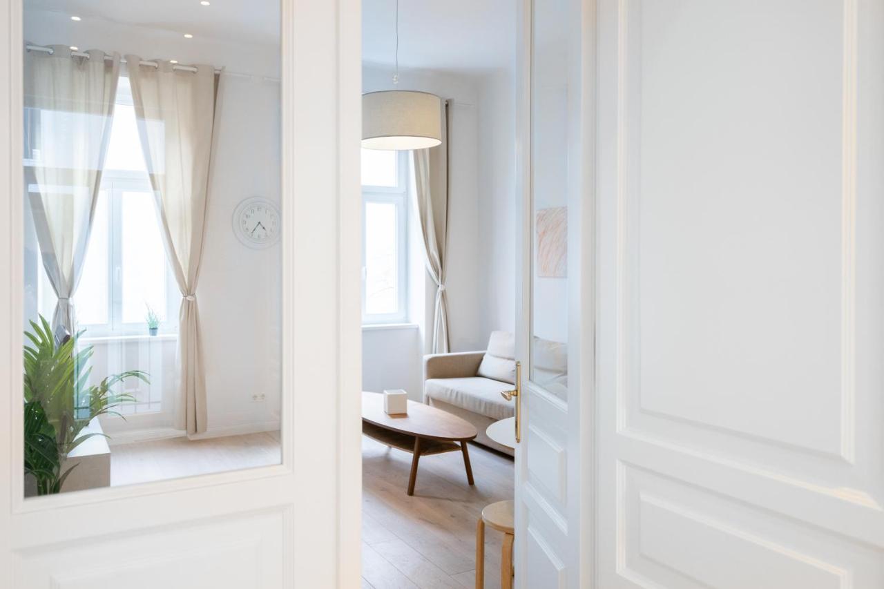 Modernes Apartment Im Charmanten Cottage Viertel Βιέννη Εξωτερικό φωτογραφία
